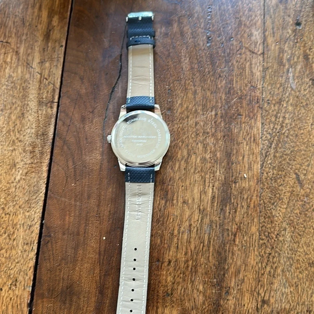 NWOT brown and silver tone quartz watch vegan
